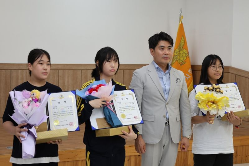 첨부된 이미지파일